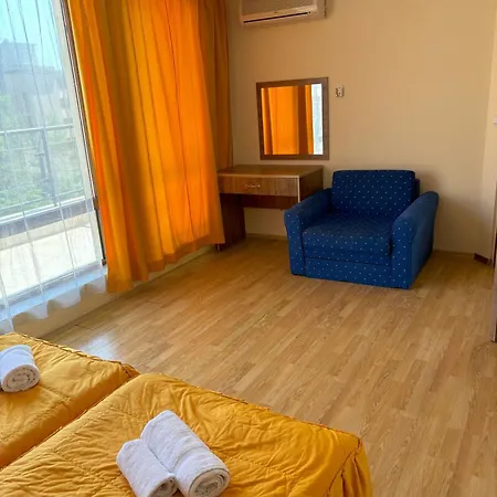 съни хаус 4 апартменти Appartement *