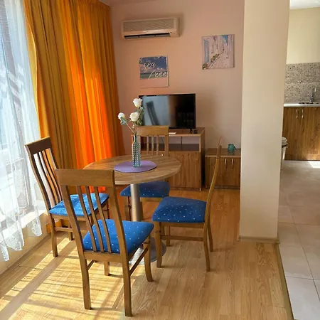 Apartman съни хаус 4 апартменти Napospart